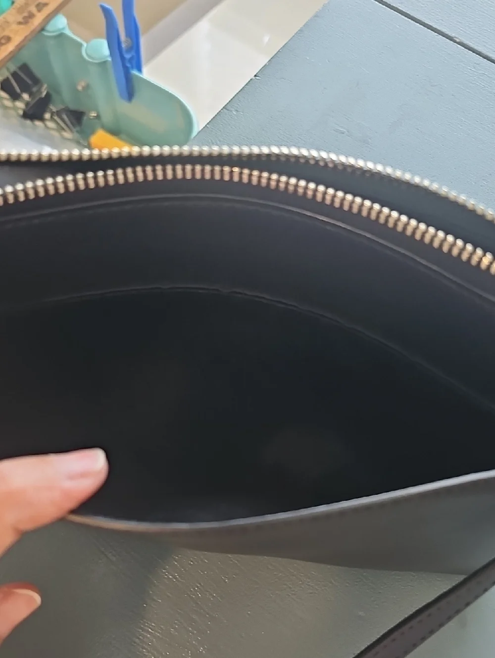 Coach Darcy Bow Black Leather Crossbody Bag, Side Pocket‎ Coach Tag.